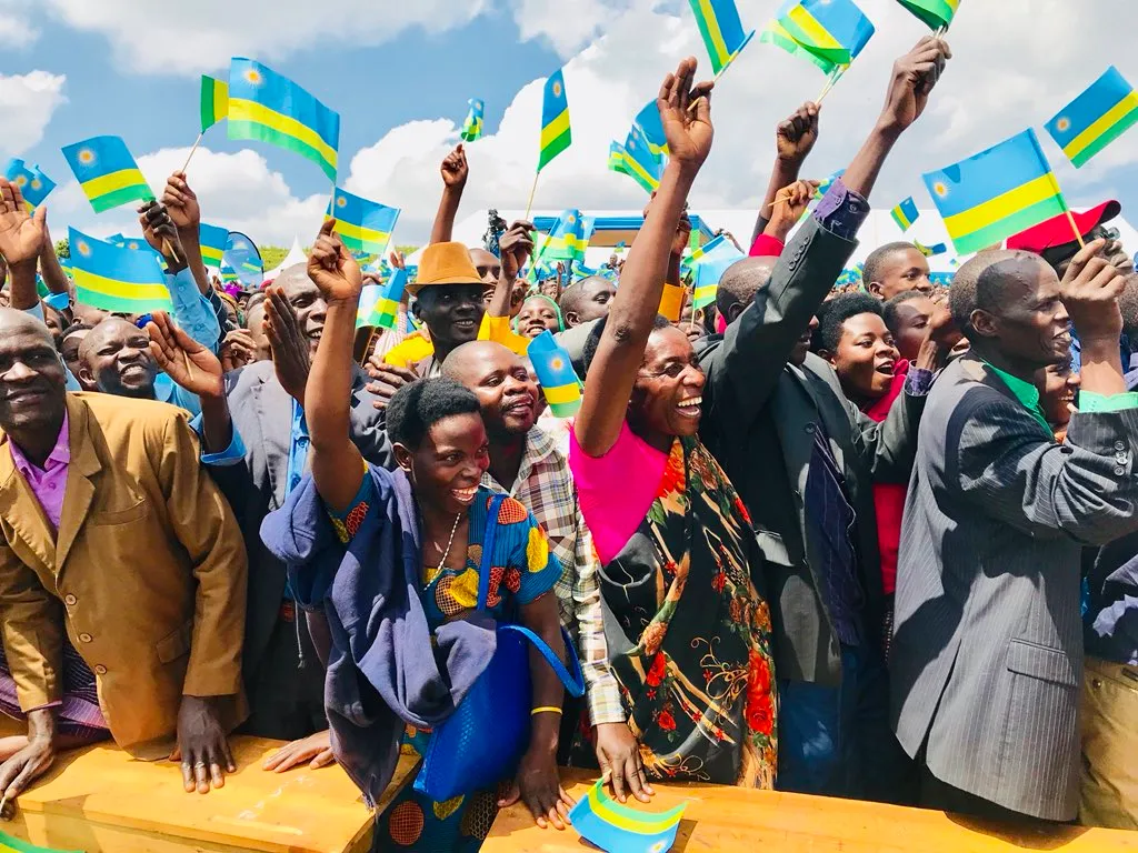 Abanyarwanda babaho igihe kiruta abandi baturage bo mu Karere ...
